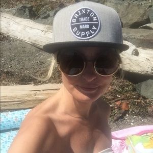 Meet your Posher, Kim